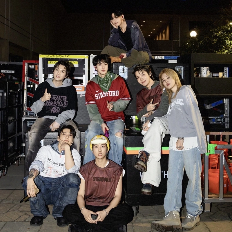 Cool BTS profile picture with modern aesthetic group vibes