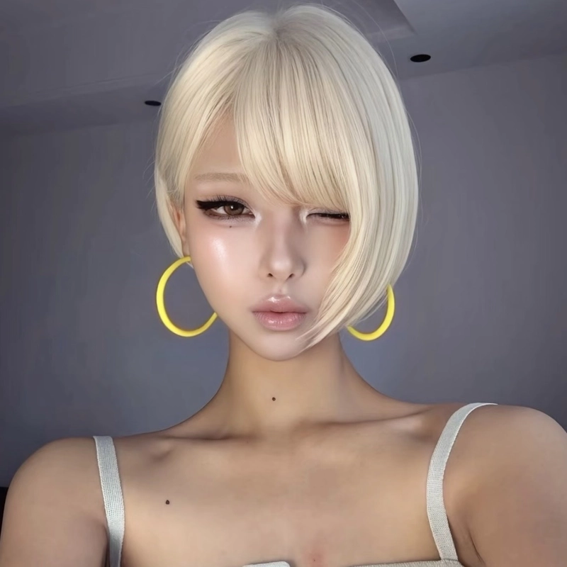 Real girls dp showing a friendly and warm expression