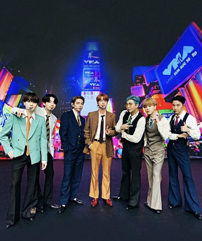 Soft vibe BTS adorable pics for DP