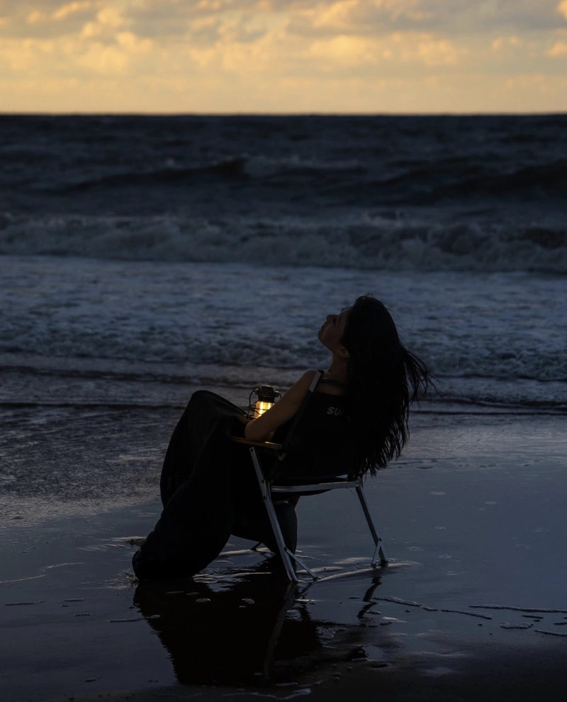 alone girl hd pic