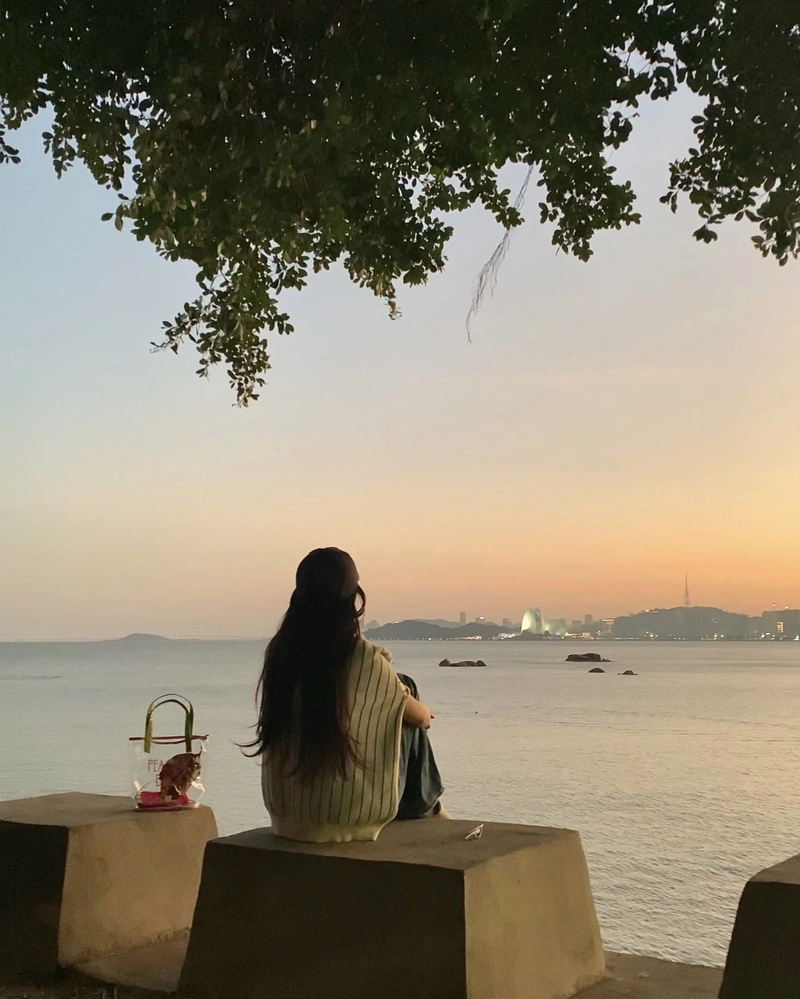 alone whatsapp dp for girl