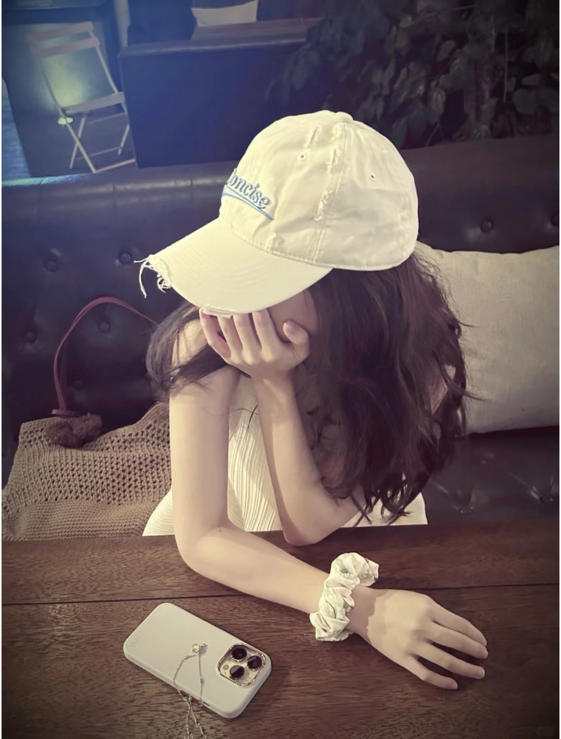 best fb dp for girls hidden face