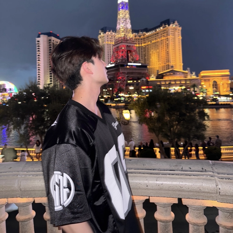 cool whatsapp dp for boys