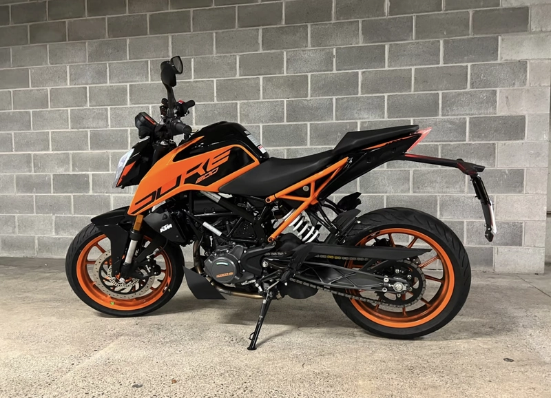 ktm duke 200 dp