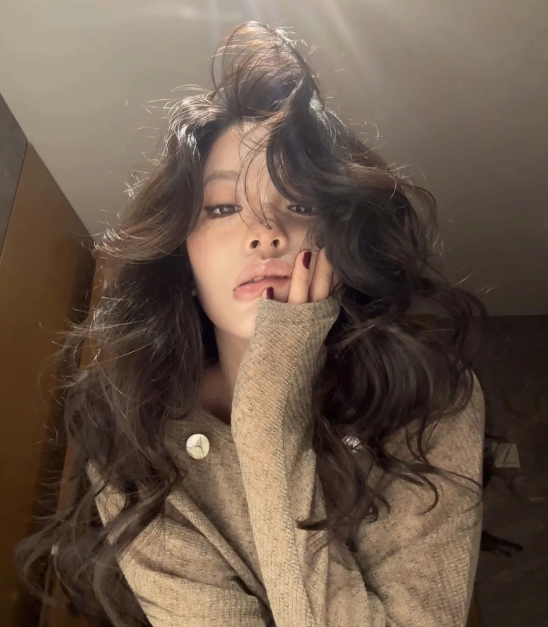 real girl whatsapp dp pic