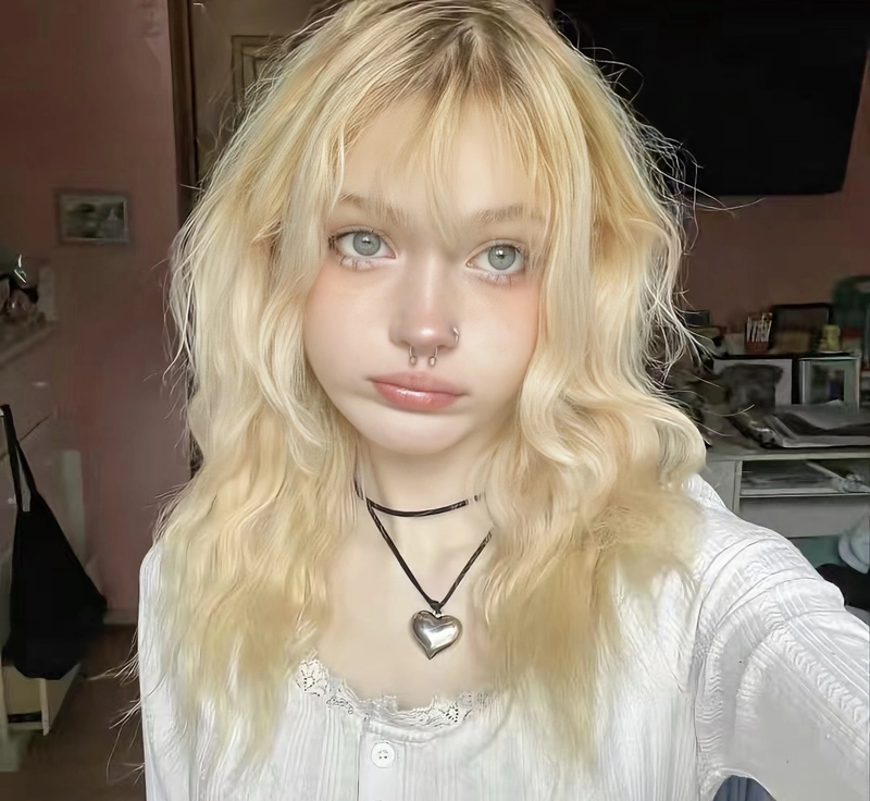real girl whatsapp dp