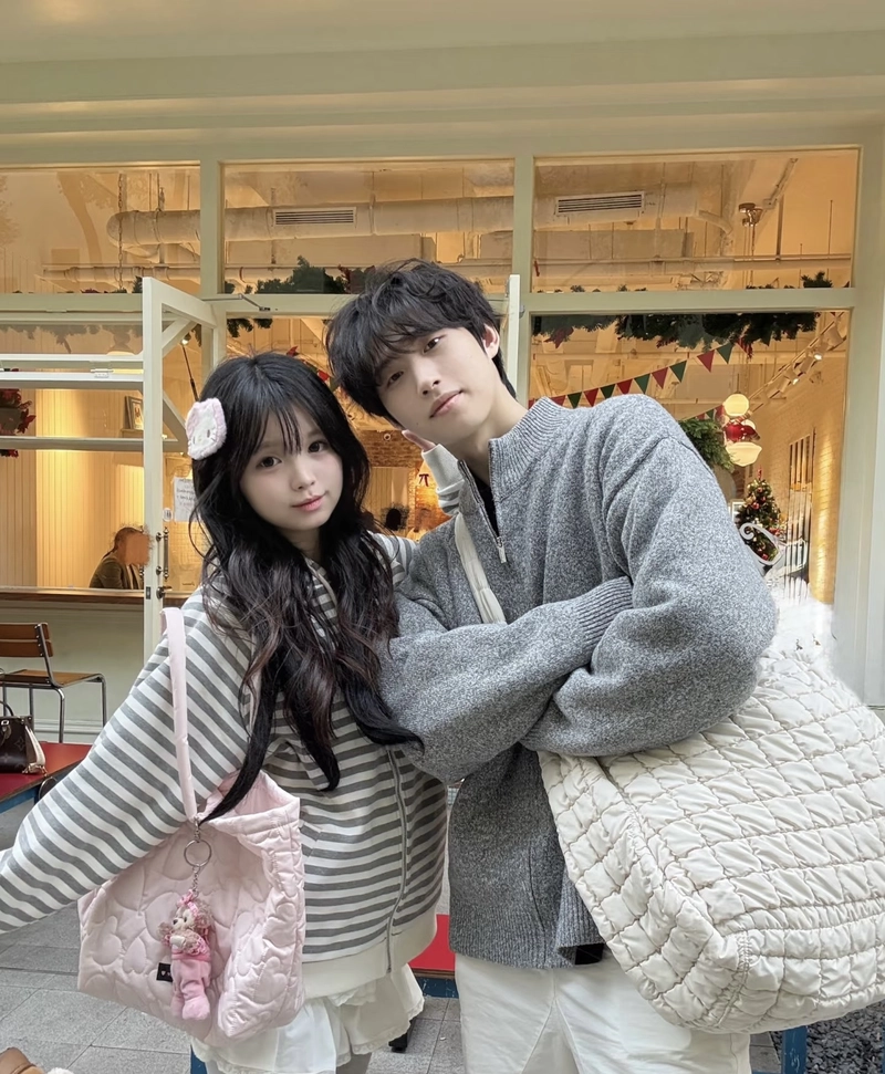 romantic love couple dp for instagram