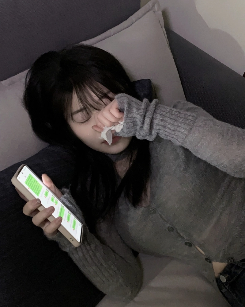 sad girl in love