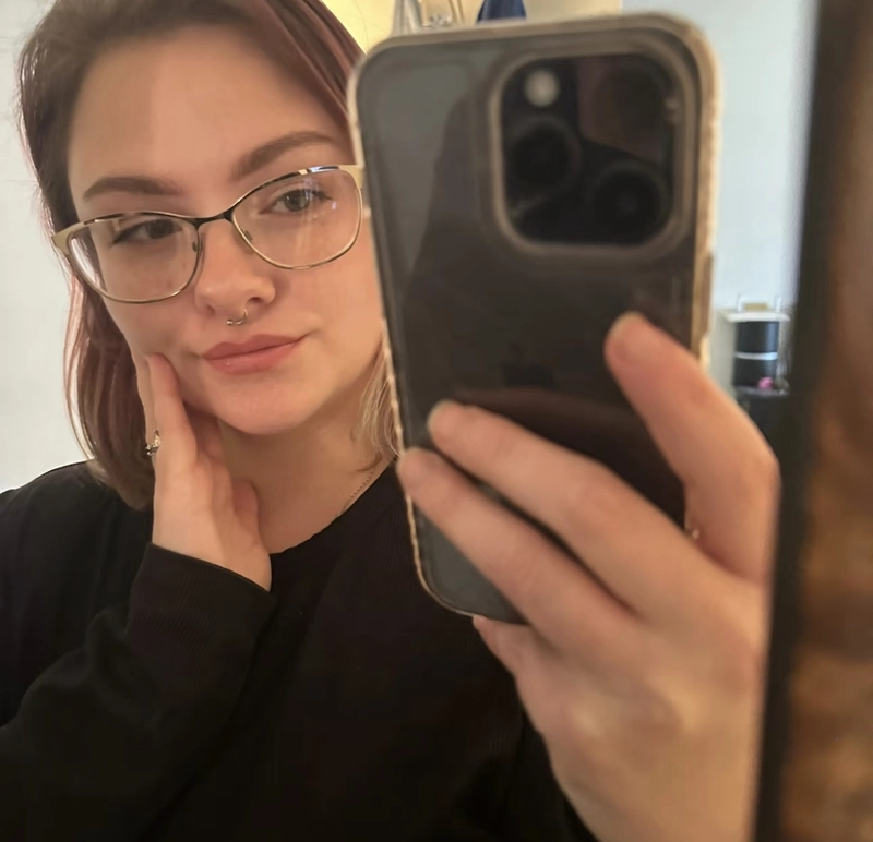 stylish girls mirror dp