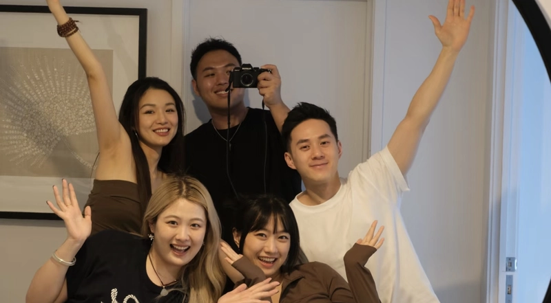 unique friends group dp