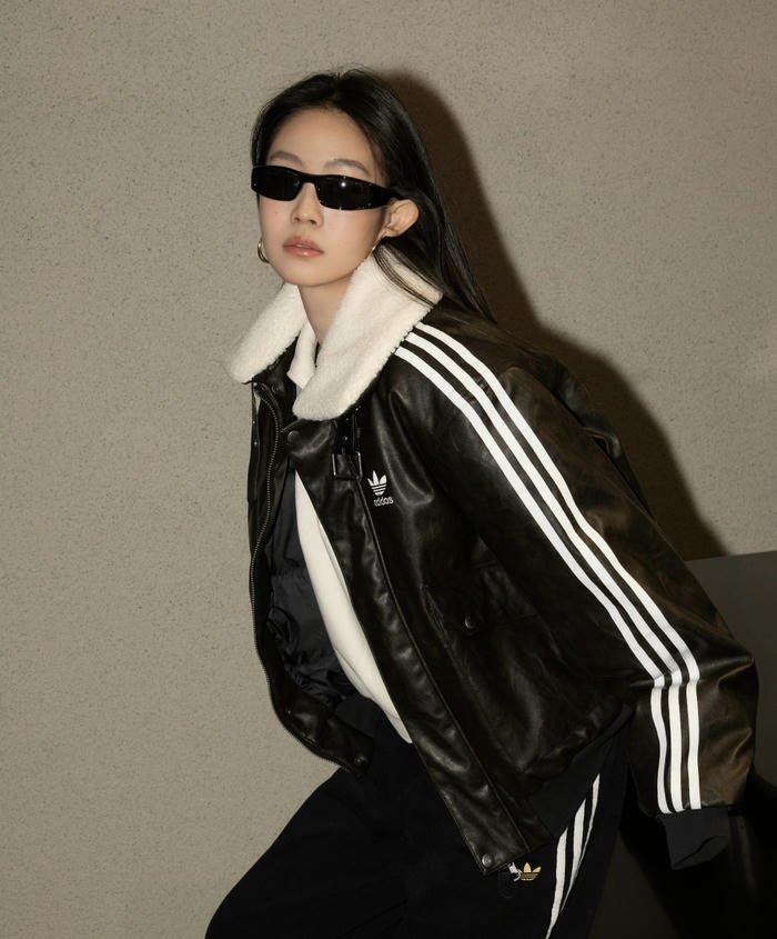 Stunning glow aesthetic DP for girls