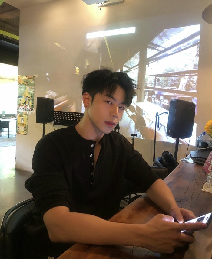 Trendy modern stylish boys profile look