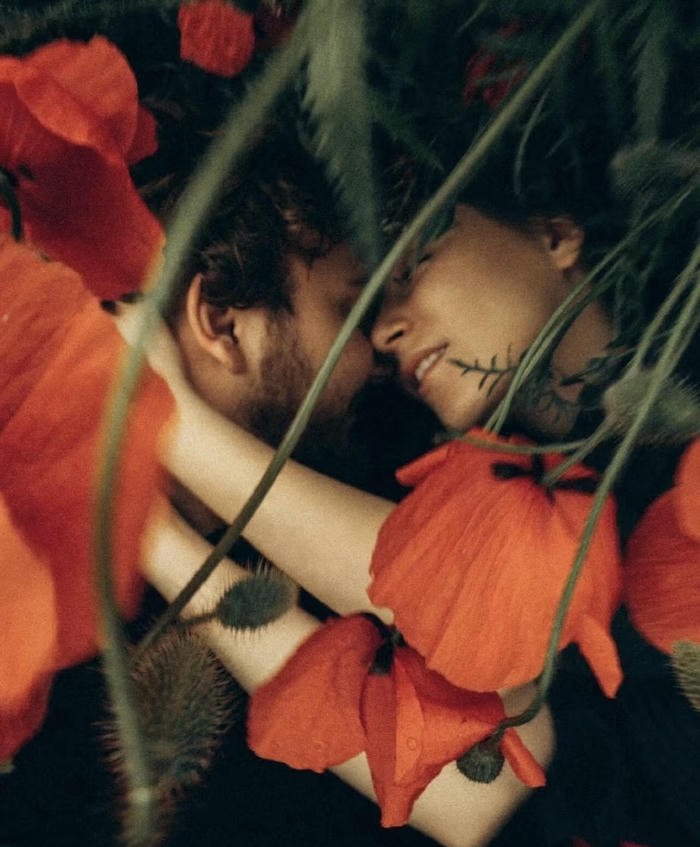 Trendy romantic DP images couple goals vibe
