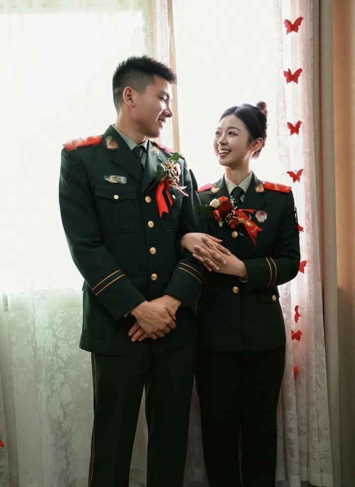 army couple avatar