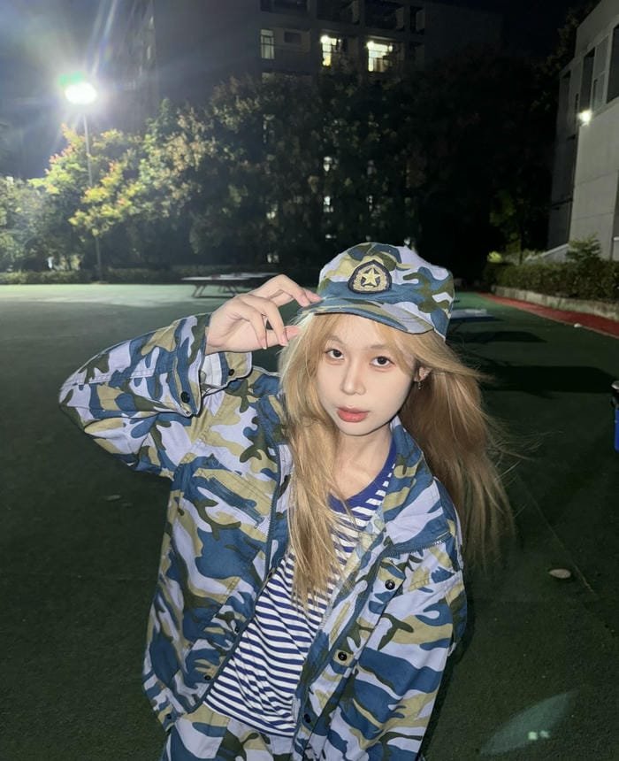army life girl dp
