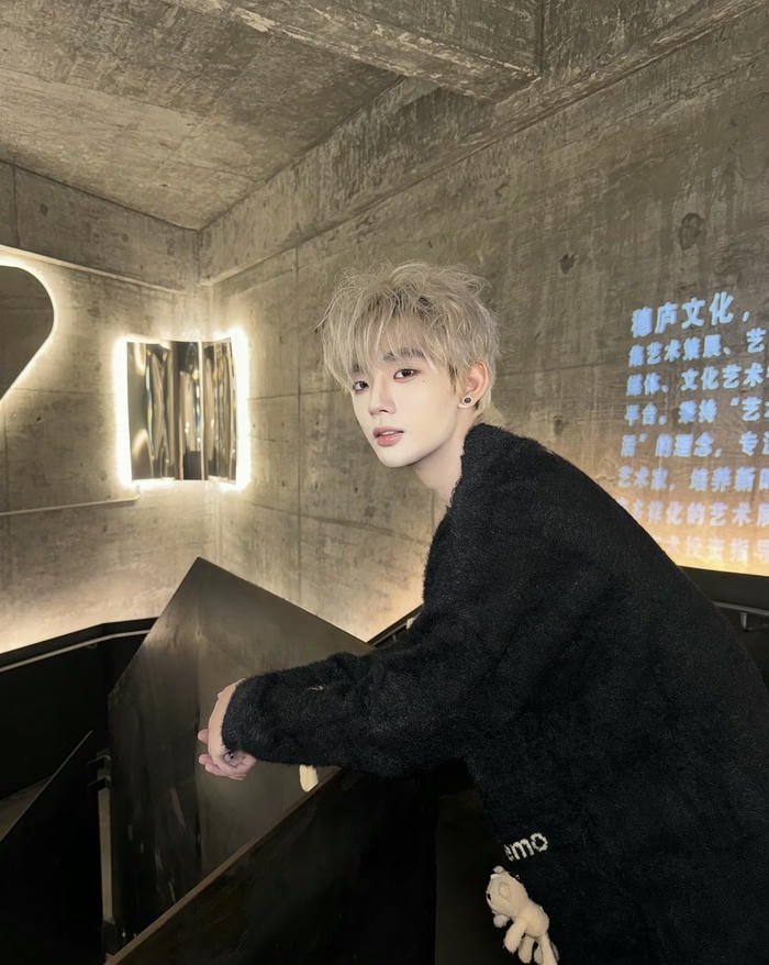 boys cool profile pic