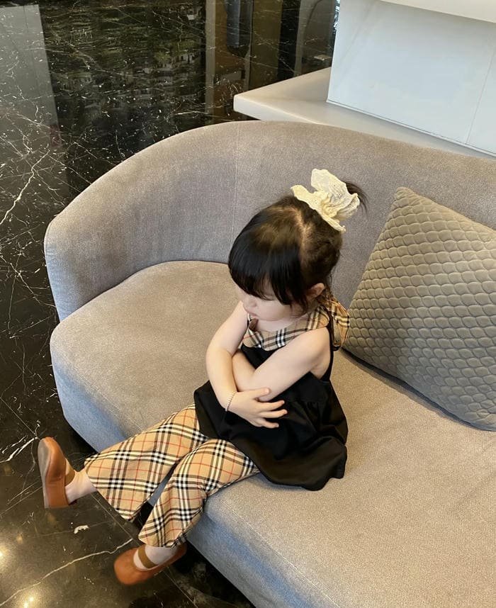 cool attitude angry girl dp