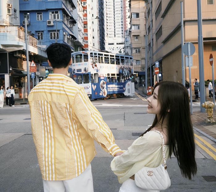 couple connection shot