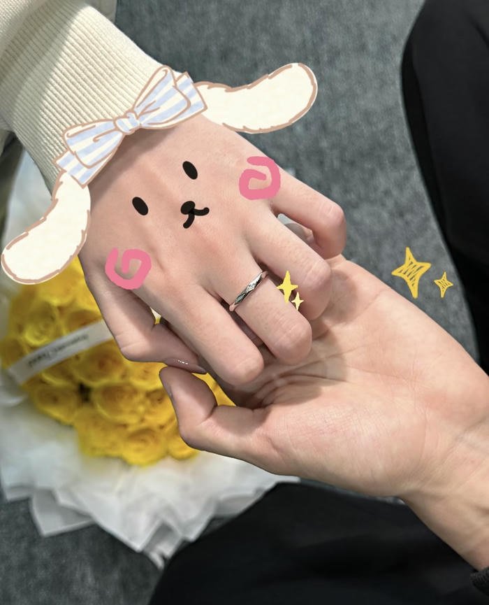 couple hands profile dp