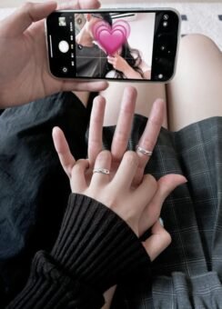 150+ Couple Hands DP Romantic & Meaningful Profile Pictures - Featured post in Love