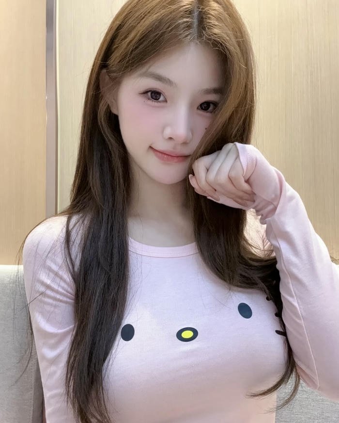 cute profile pic for girls