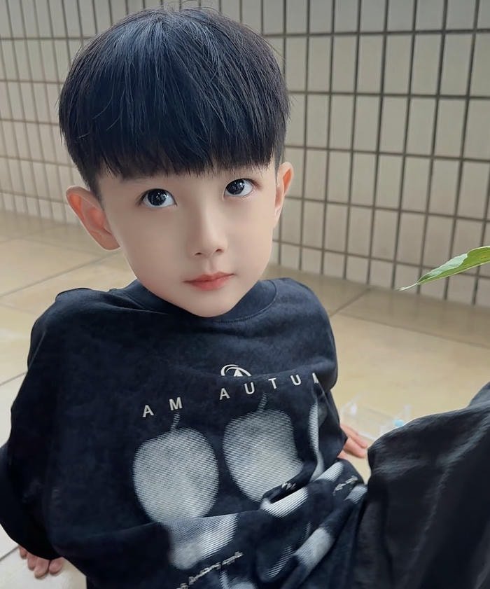 innocent baby boy dp