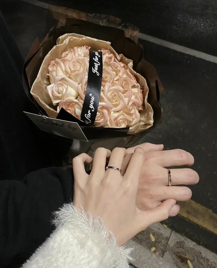 love hands pic aesthetic