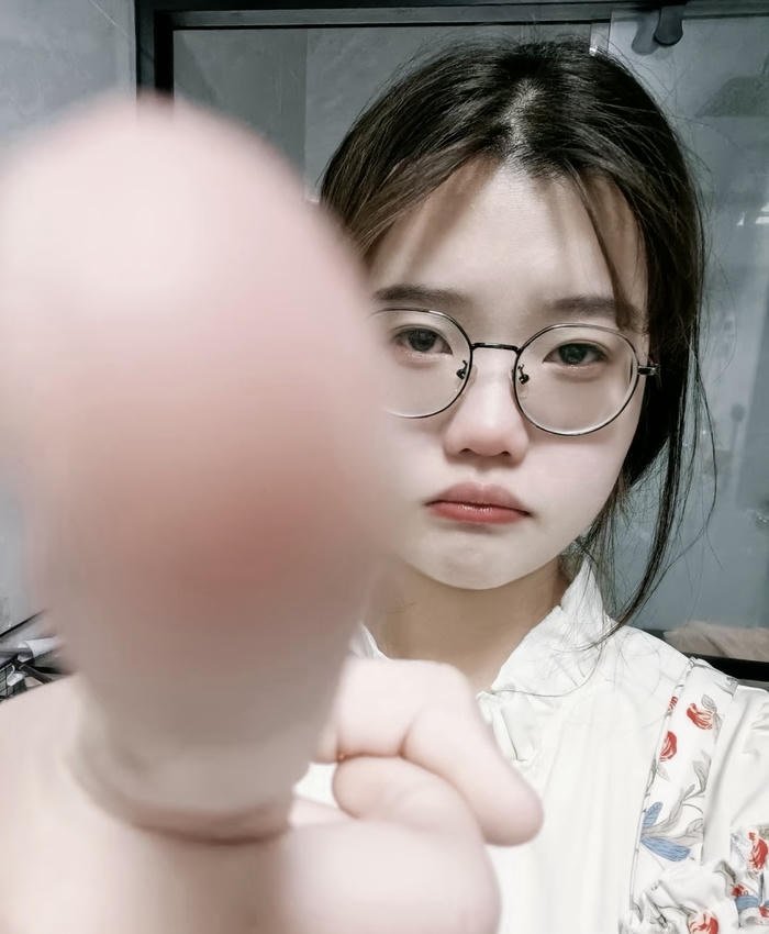 powerful angry girl dp