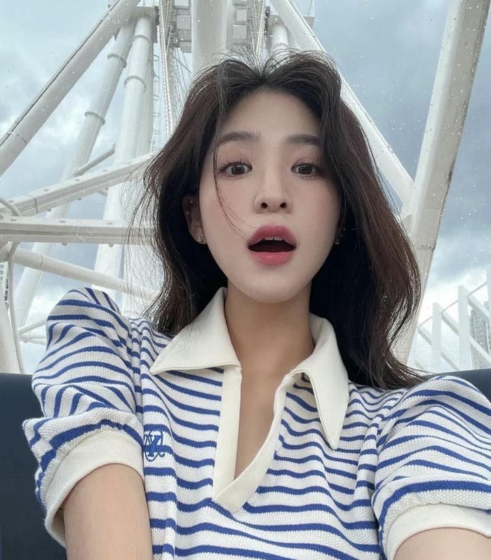 simple and cute girl dp