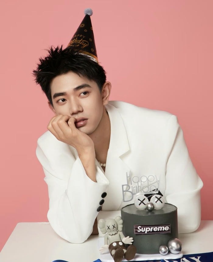 smiling birthday boy dp