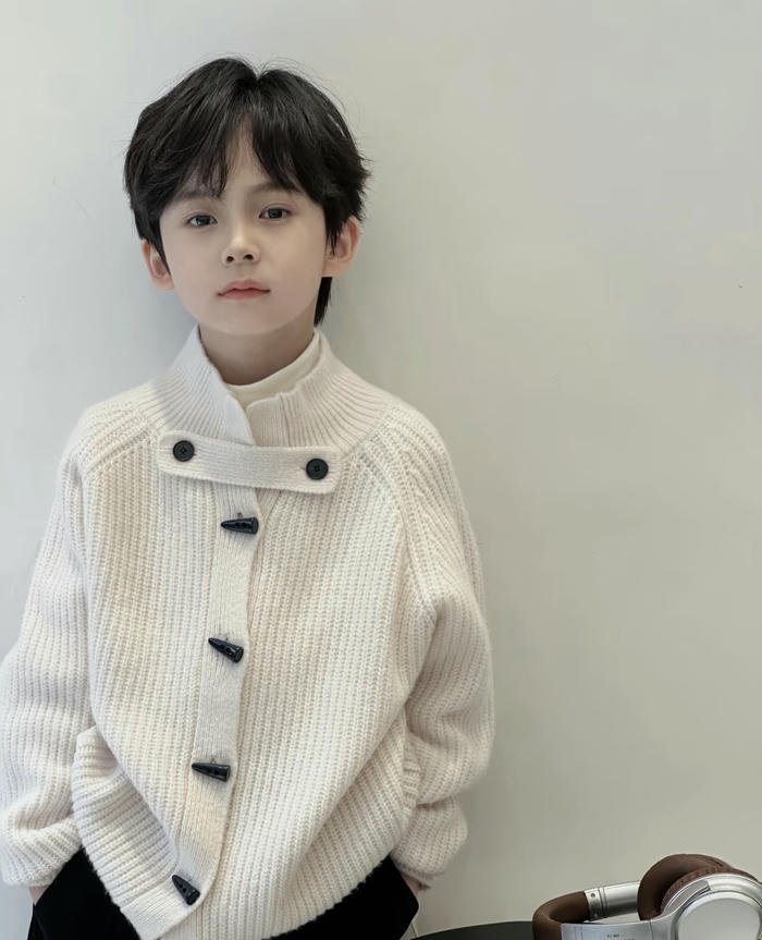 Boy profile with sweet vibe