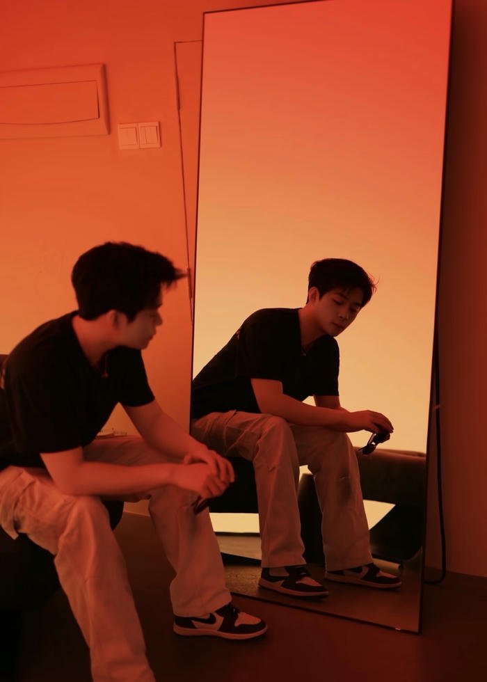 Boy with fearless attitude