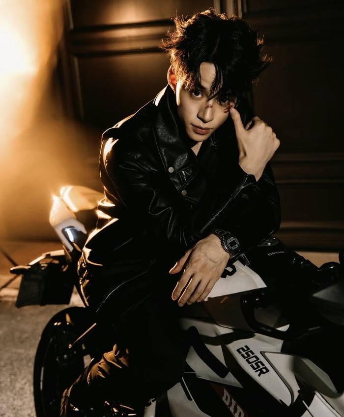 Cold vibe male profile