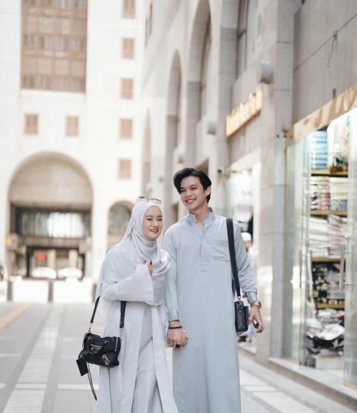 Dp hijab couple peaceful romance