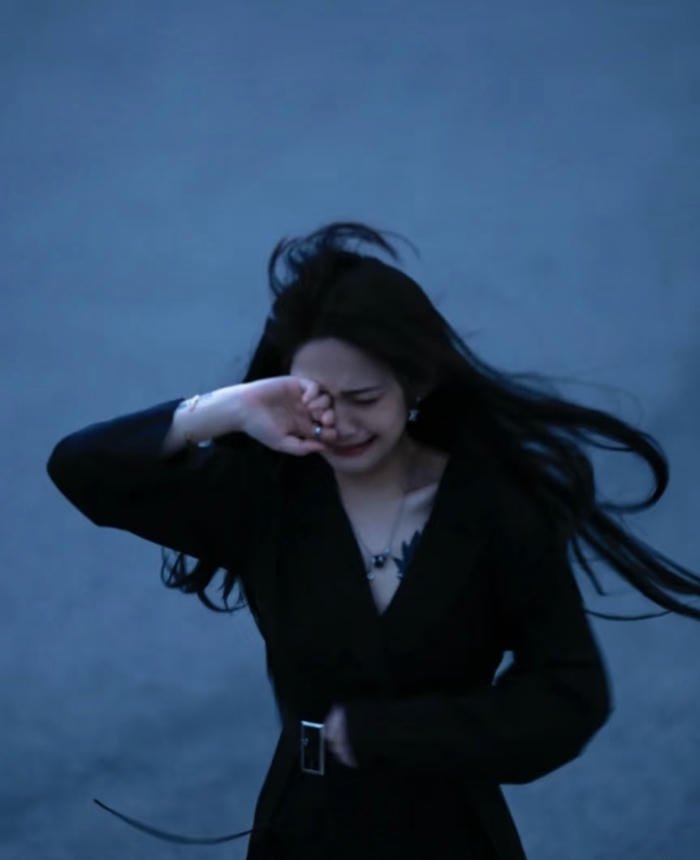 Image love breakup emotional distance