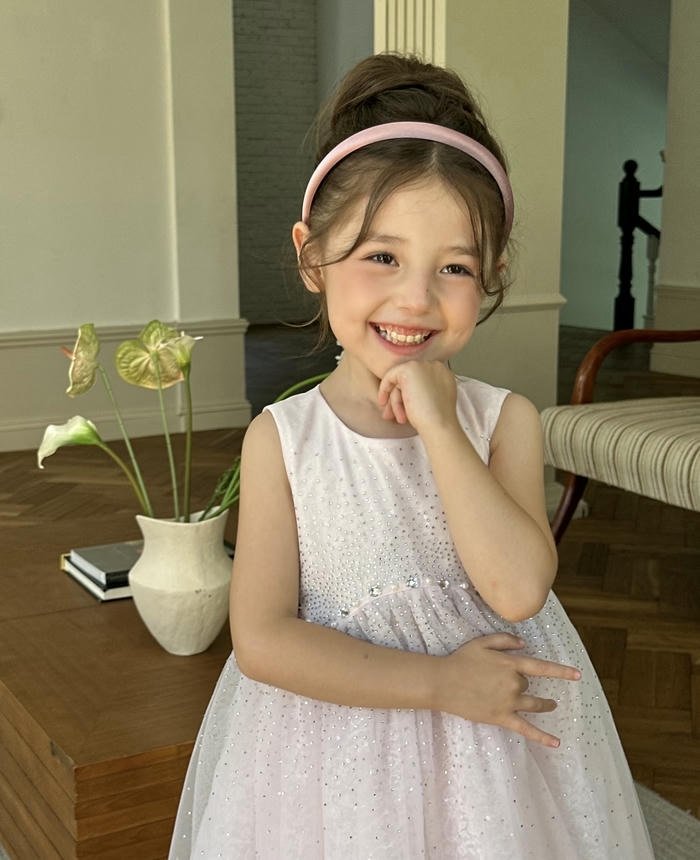 Love cute baby images joyful