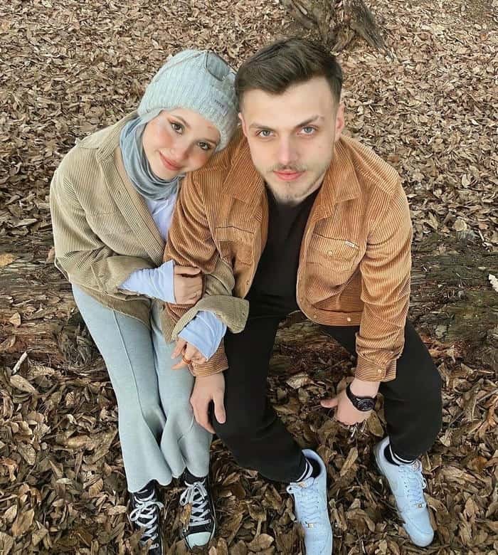 Muslim couple dp modest relationship image