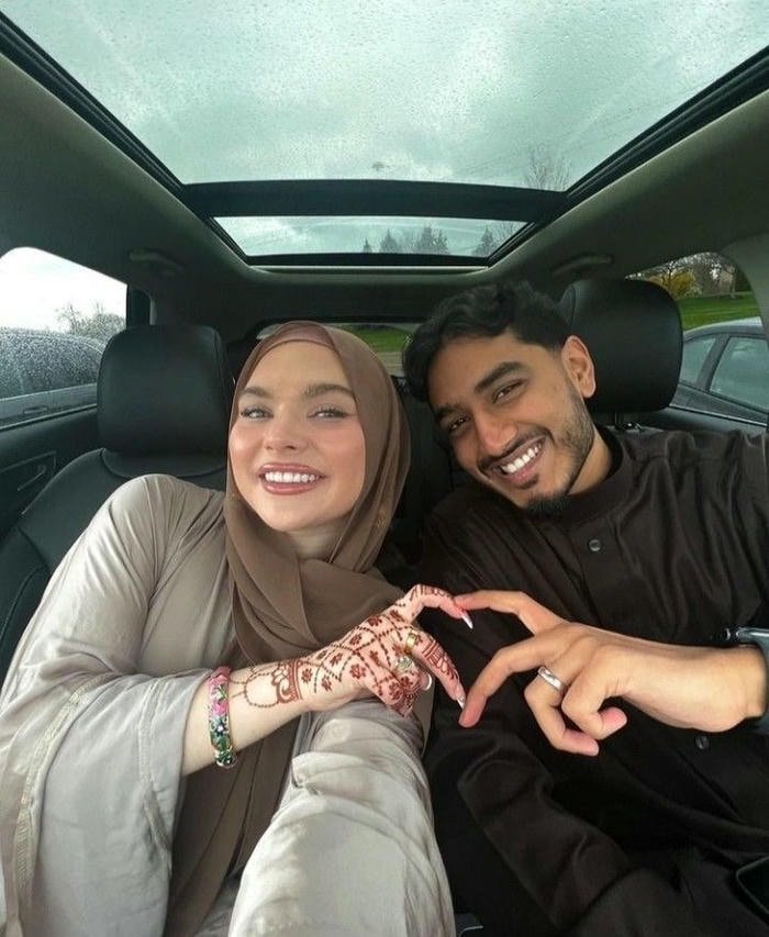 Muslim couple dp spiritual connection