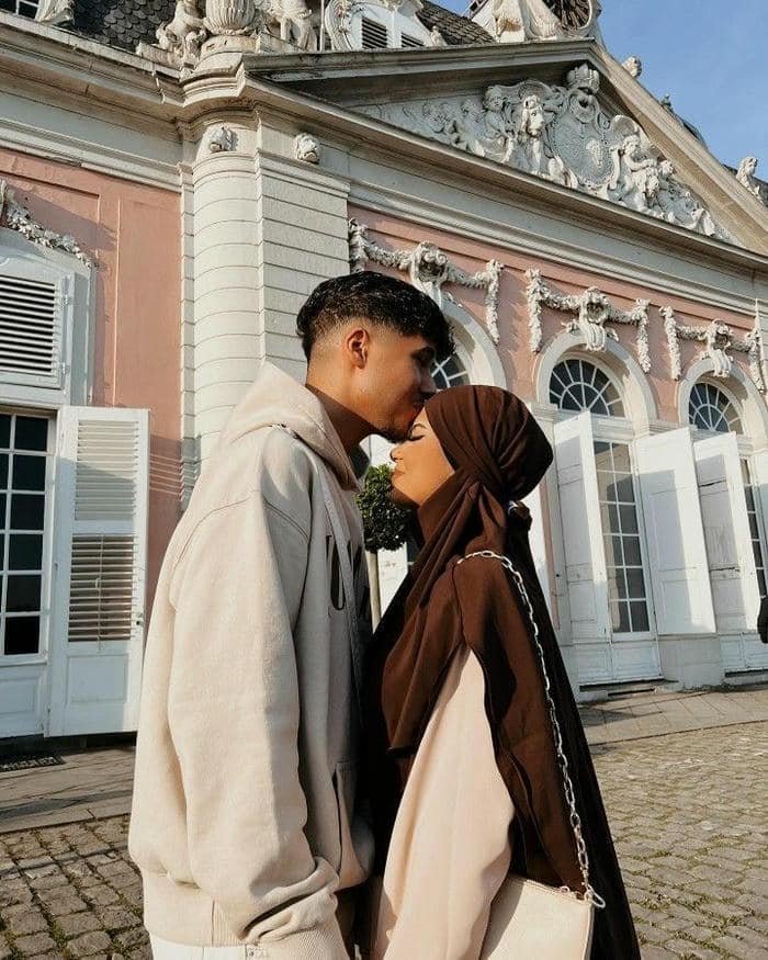 Photo hijab couple dp emotional warmth