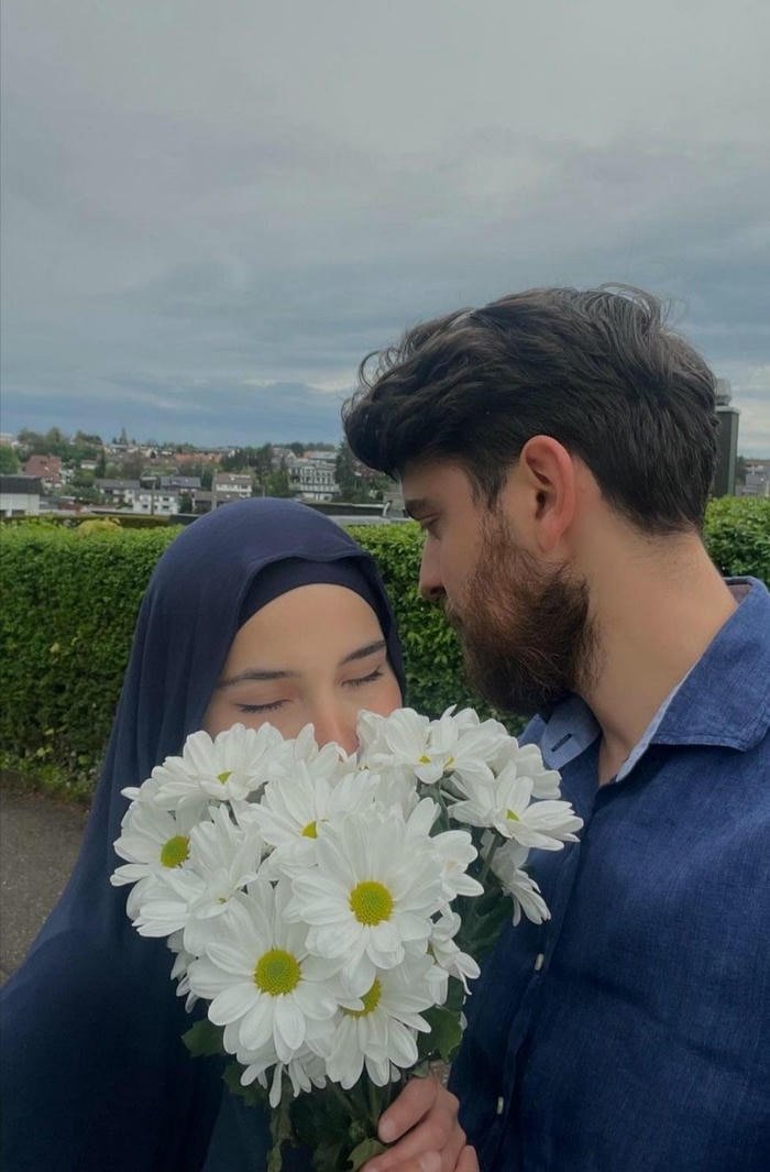 Photo hijab couple dp peaceful bonding