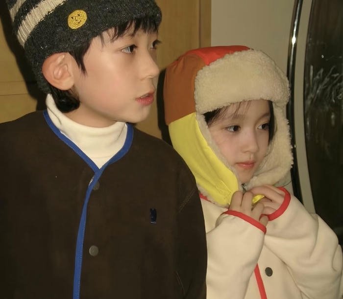 Picture baby couple dp adorable smiles