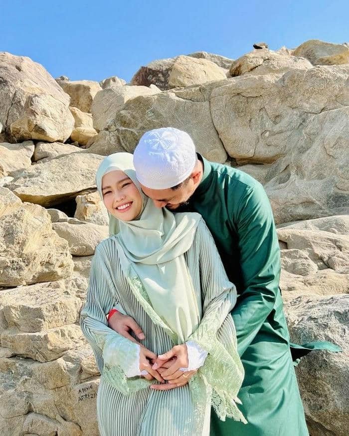 Picture muslim couple dp gentle