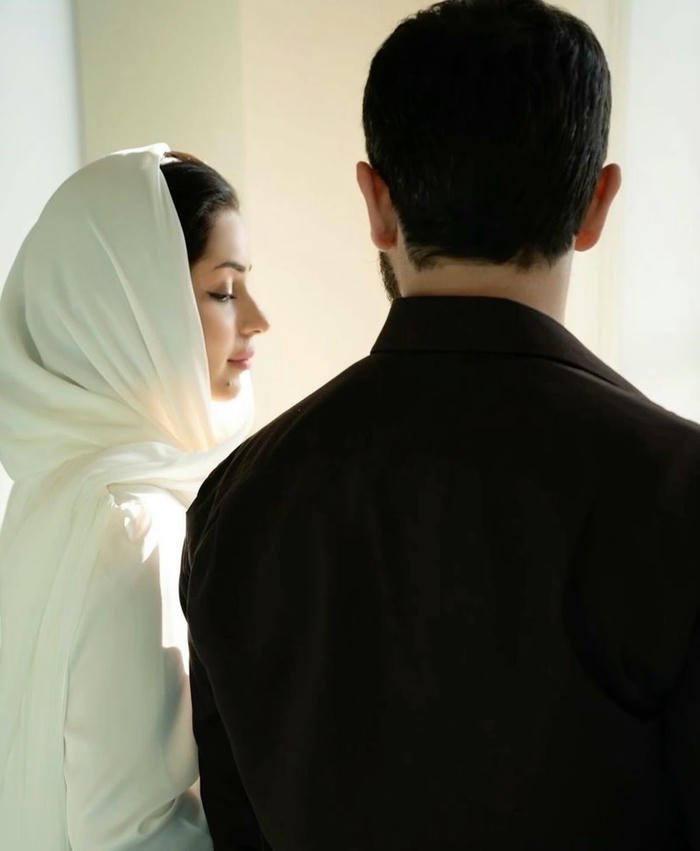Picture muslim couple dp gentle mood