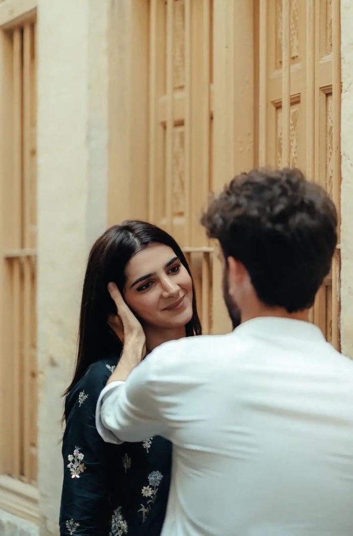 Picture punjabi couple dp expressive love