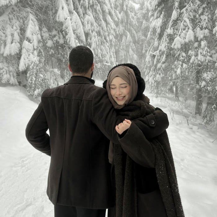 Romantic hijab couple walking together aesthetic DP for social media_