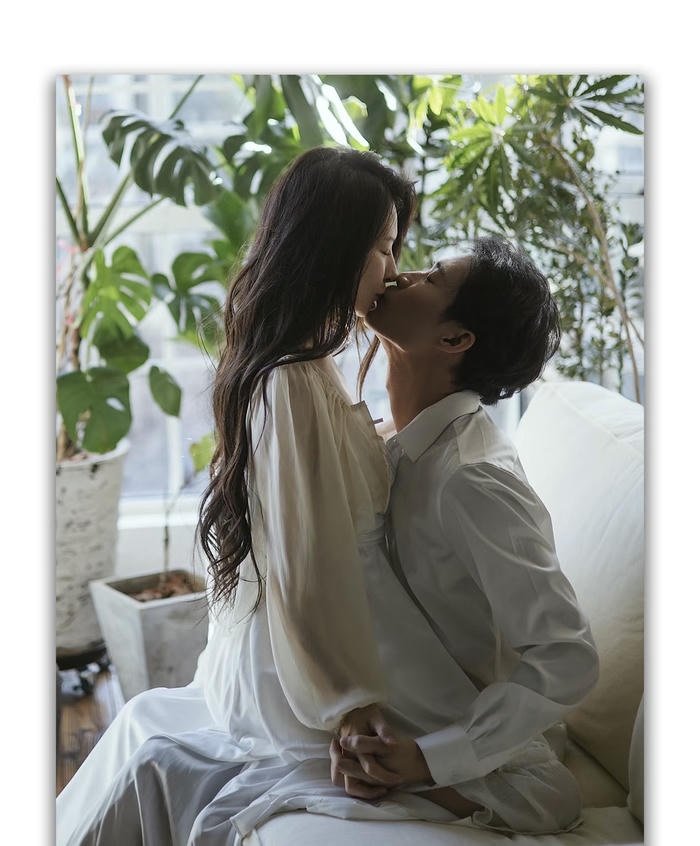 Romantic love images hd bonding