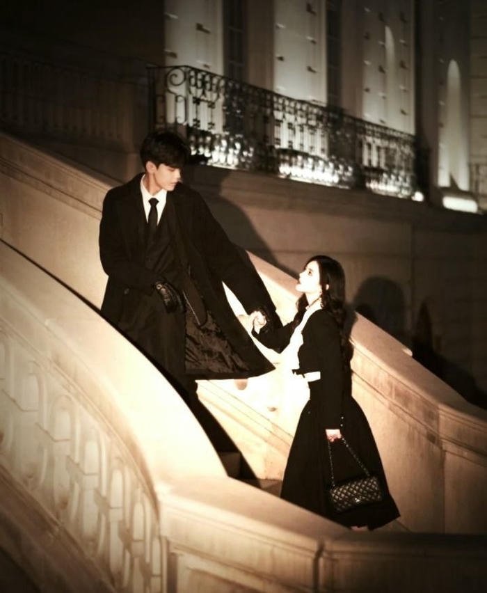 Sad couple dp broken love mood