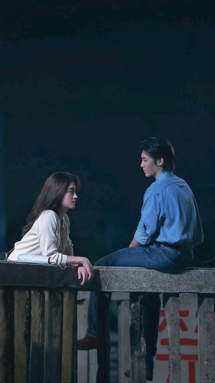 Sad couple dp silent pain moment