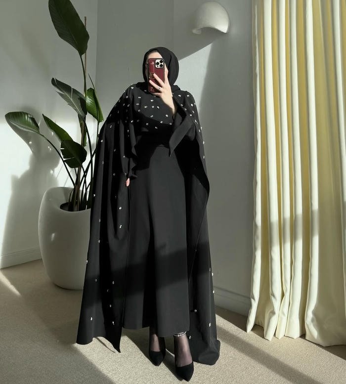 Serene soft tone hijab girl DP