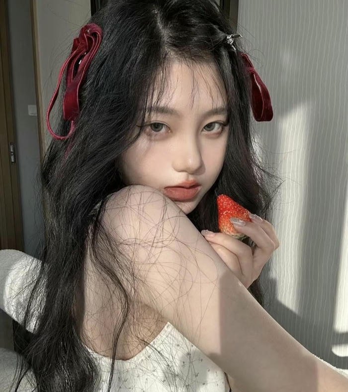 affectionate vibe in love dp for girls